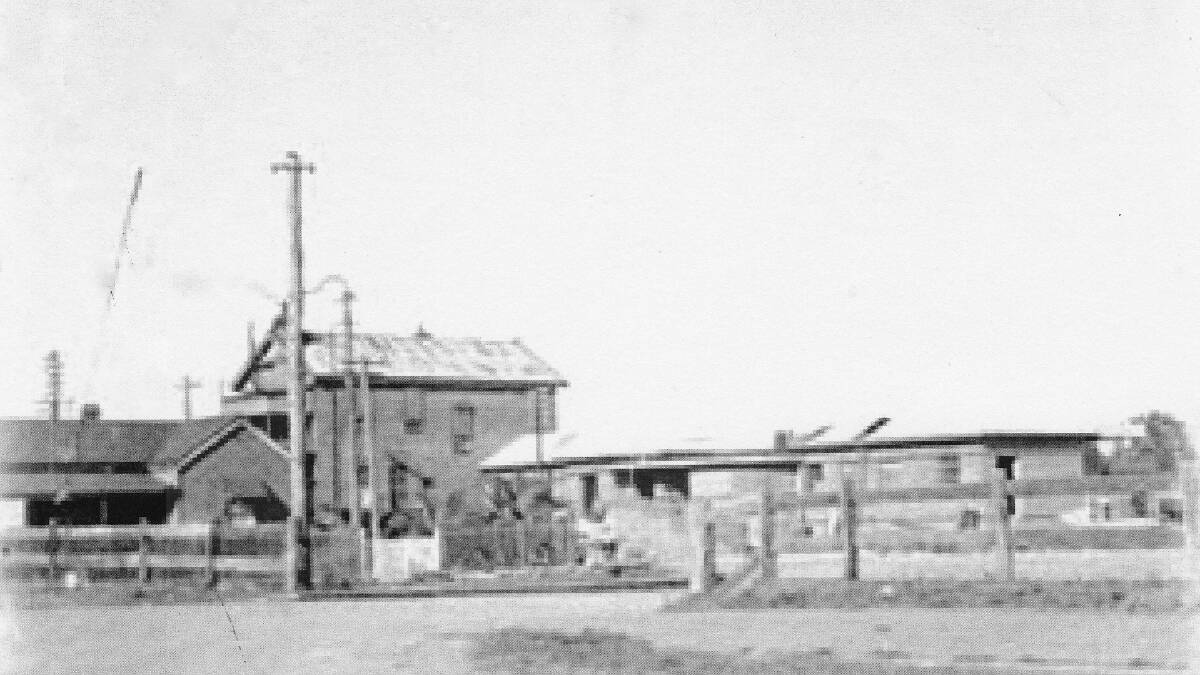 Kempsey railway buildings under construction, 1917.