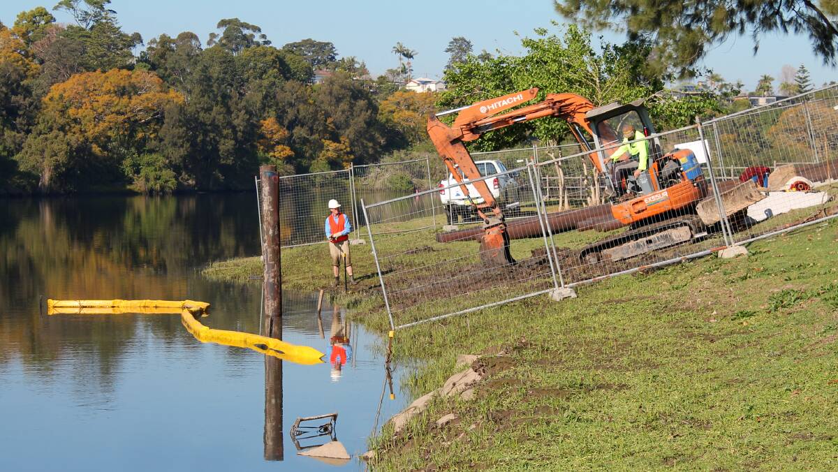 Better Access: Work has started on installing a 125 square metre timber wharf on the Macleay River at Riverside Park, Kempsey.