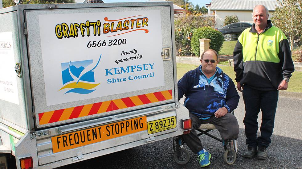 SERVING THE COMMUNITY: Kempsey resident Paul Phillips and Owen Welsh volunteer to keep our public places free of graffiti. Mr Phillips will partake in the Kempsey Queen's Baton Relay. Photo: Kempsey Shire Council.