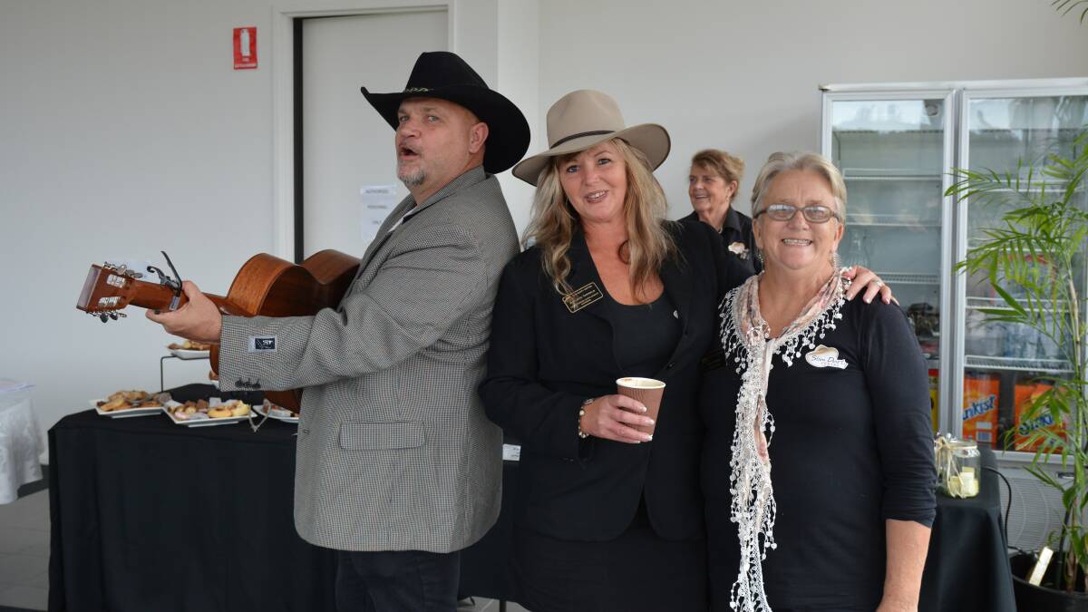 Rory Ellis, Kathryn Yarnold and Deb Savage at the 2015 Slim Dusty Day at the Slim Dusty Centre on Saturday