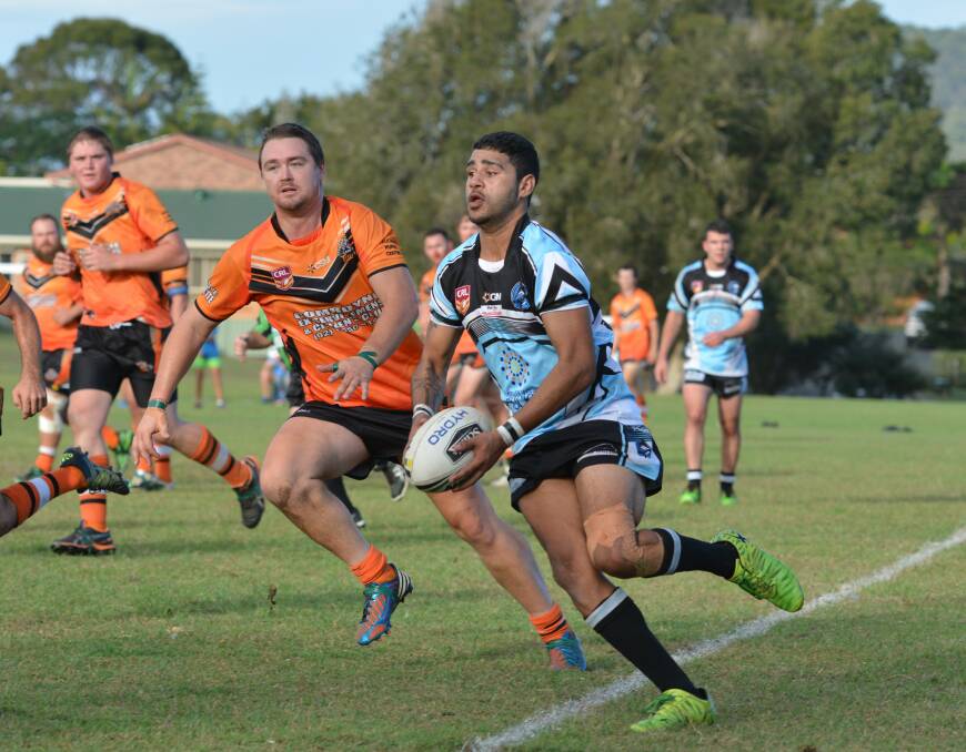 Ronald Vale from the SWR Marlins has been selected to play on the wing for
the Hastings League Indigenous versus President’s selection team. twenty
five players from the Magpies and the Marlins have been selected for this
game or the Beach versus Bush clash to be played in Wuachope on June 4 