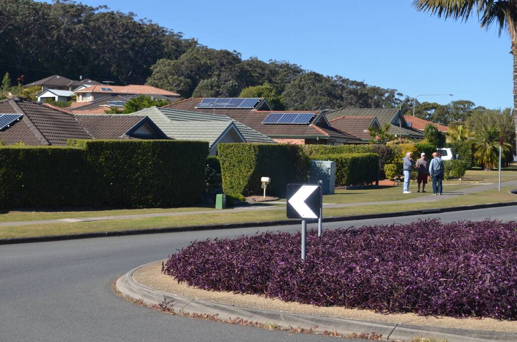The roundabout on Gregory St at South West Rocks.