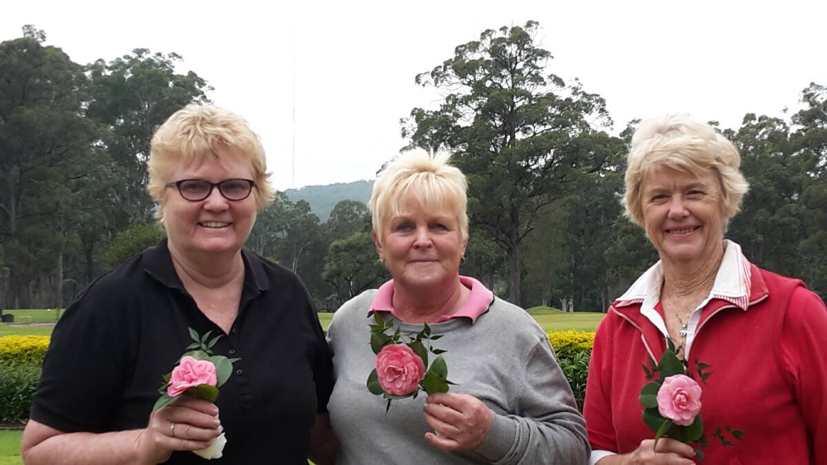 The three ladies champions from left to right, Wendy Rogan, Pam Bruce and Robin Taylor.