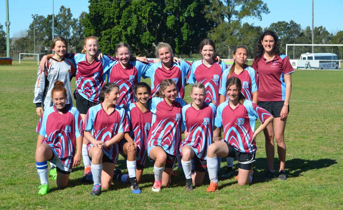 Final eight: Melville High School's Women's football side is into the quarterfinals of the Bill Turner Trophy. Photo: Callum McGregor.