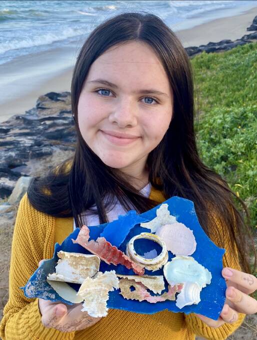 Shalise Leefield from Port Macquarie has been successful in
nominating Fish Rock a Mission Blue Hope Spot.