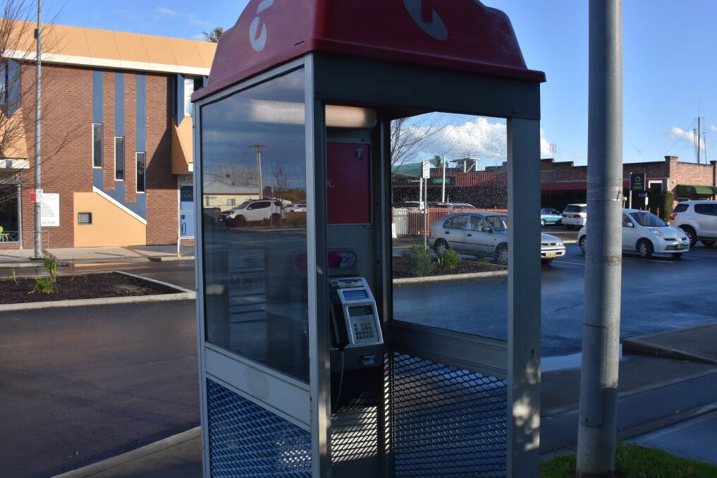 All payphones are now free in Kempsey, Photo taken by Lachlan Harper