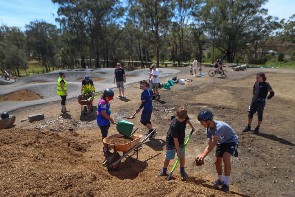 Local kids helping out. Photo supplied by Kempsey Shire Council