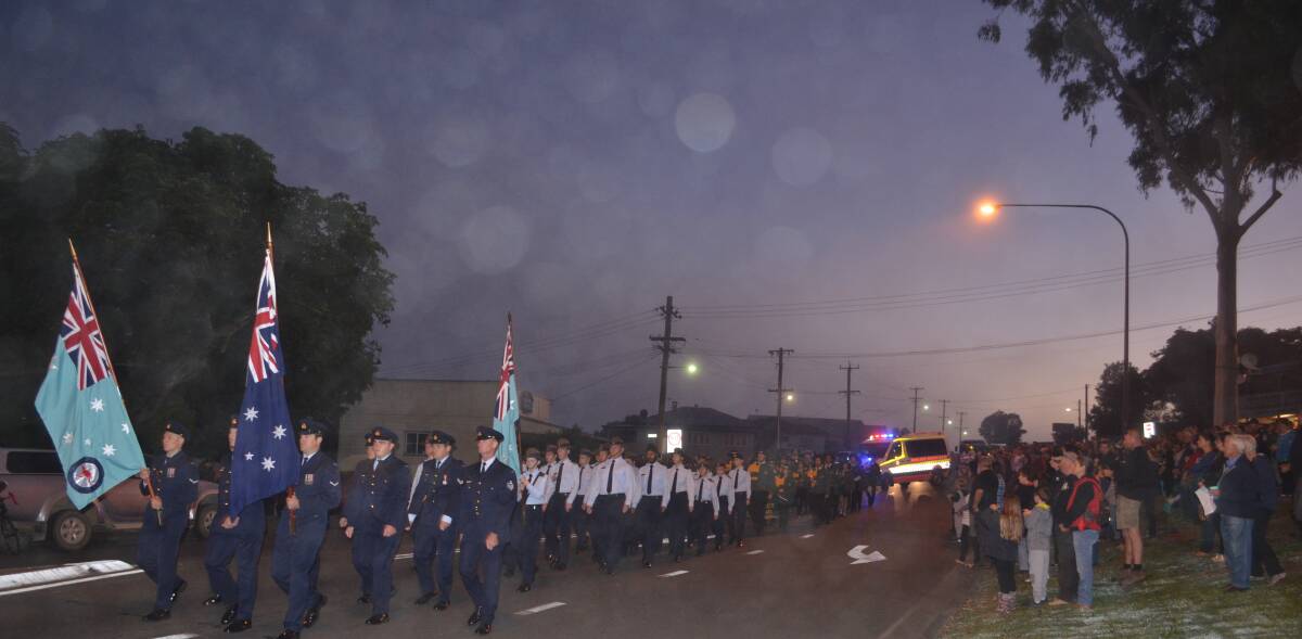 PAYING THEIR RESPECTS: More than 1000 people attended the dawn service at South West Rocks. Photo: Callum McGregor.