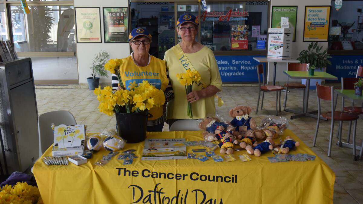 VOLUNTEERS: Kay Underwood and Iris McKelligott from the South West Rocks Lions Club are raising money for cancer research.