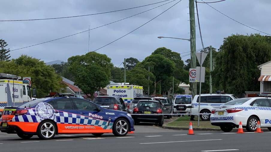 Police at the Glendale scene where a man was shot dead by police on Thursday (Newcastle Herald)