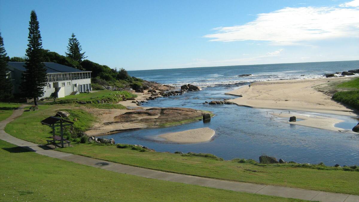 Council has started work on building a new seawall in front of the South West Rocks Surf Life Saving Club