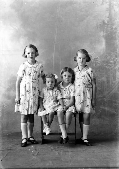 The long-lost Constable girls photograph (MRHS Angus McNeil Collection)