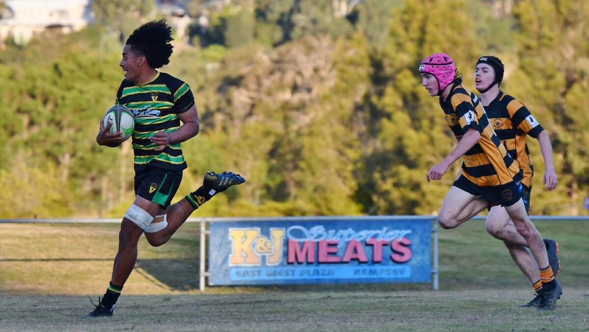 Agapei Eukaliti races away for one of his four tries in Hastings Valley's 61-5 win over Kempsey. Photo: Penny Tamblyn