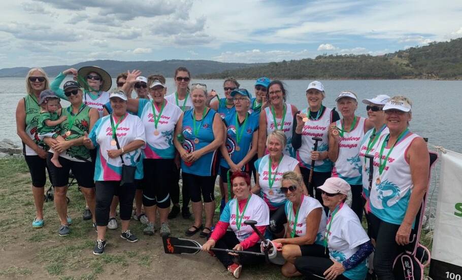 The combined women's team who took out third place in final 200 metre sprint at the recent Jindabyne Regatta.