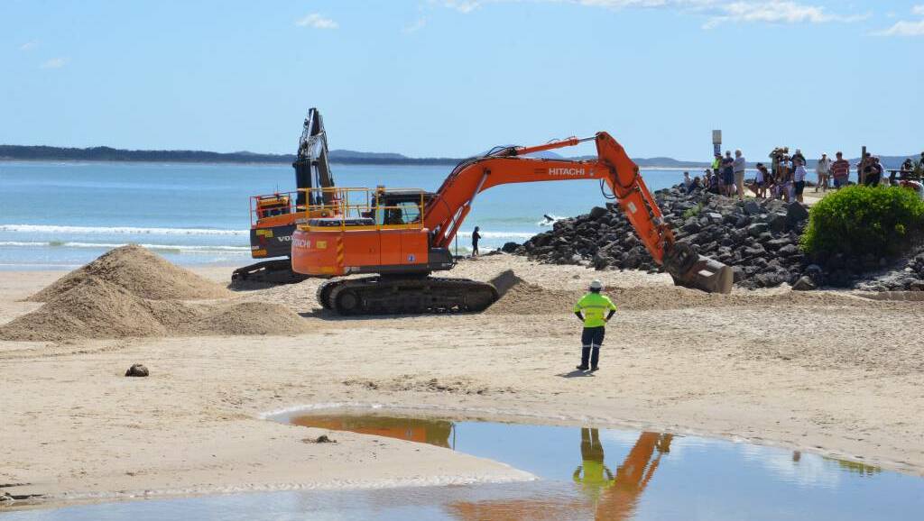 Council work to clear Killick Creek entrance following sand erosion at Crescent Head last year