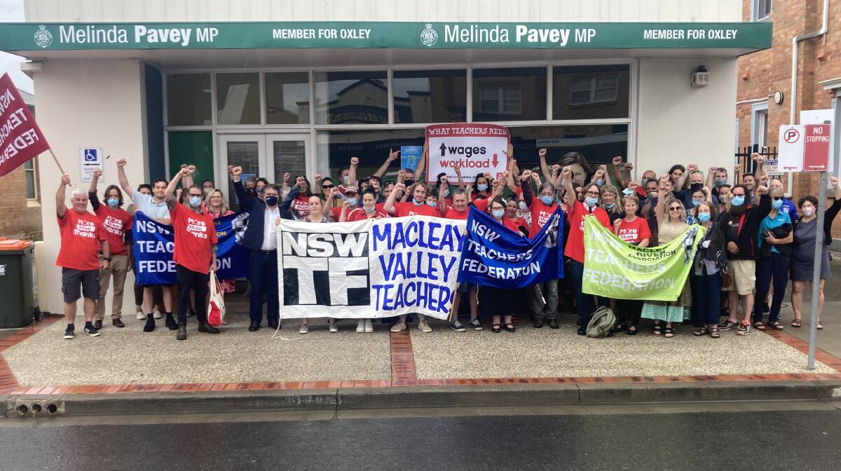 Macleay Valley Teachers in conjunction with NSW Teachers Federation rally outside the office of Member for Oxley, Melinda Pavey. Photo: Supplied