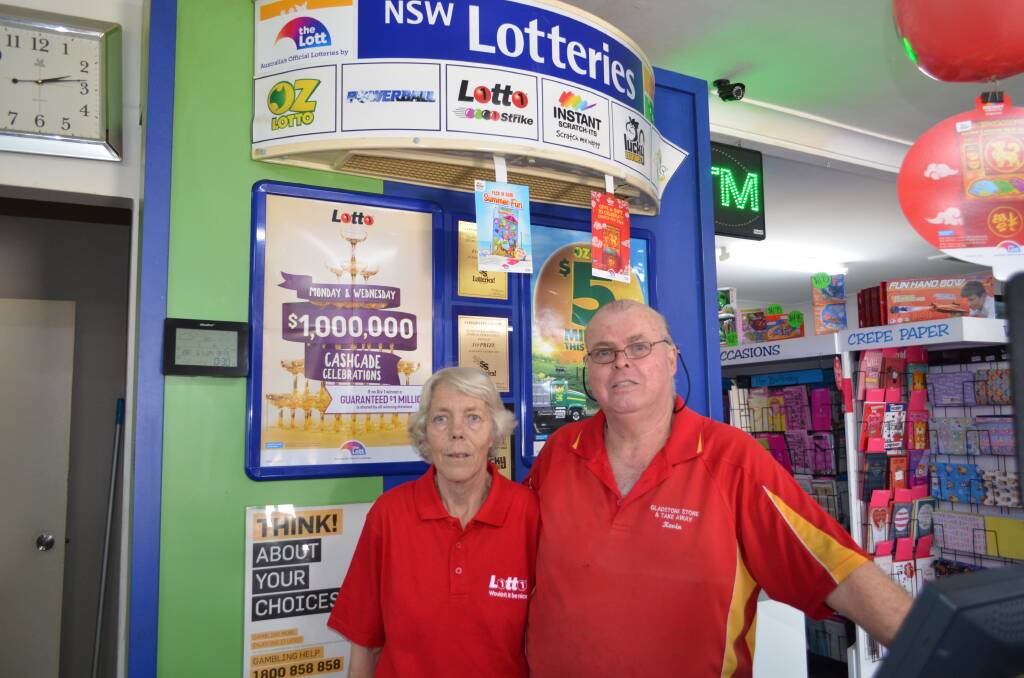 Owners of the Gladstone Newsagency Robyn and Kevin.