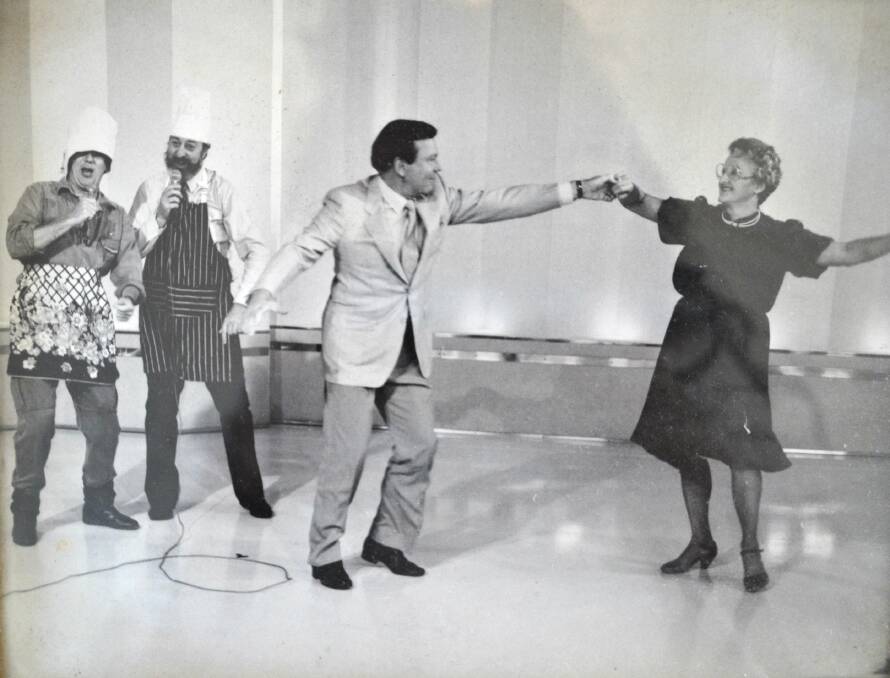 When Wilga appeared on the Mike Walsh Show to give a demonstration of her microwave cooking, they needed four minutes and seven seconds (the time it takes for the sponge cake to cook in the microwave) to fill, so Mark and Wilga danced to the song, 'If I Knew You Were Comin' I'd've Baked a Cake'.