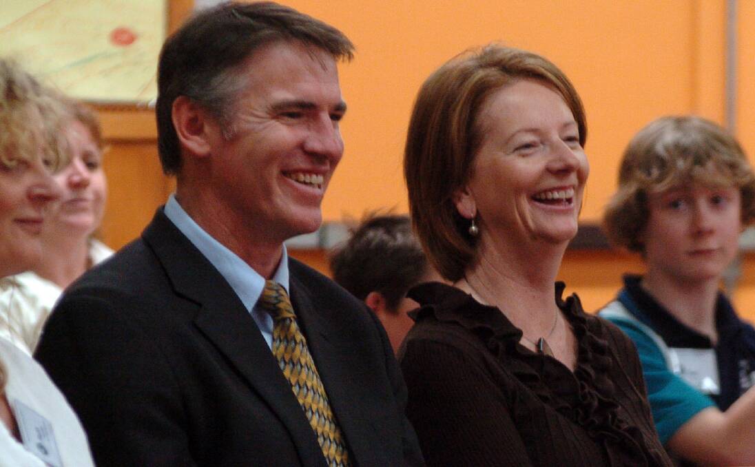 Rob Oakeshott and former prime minister Julia Gillard