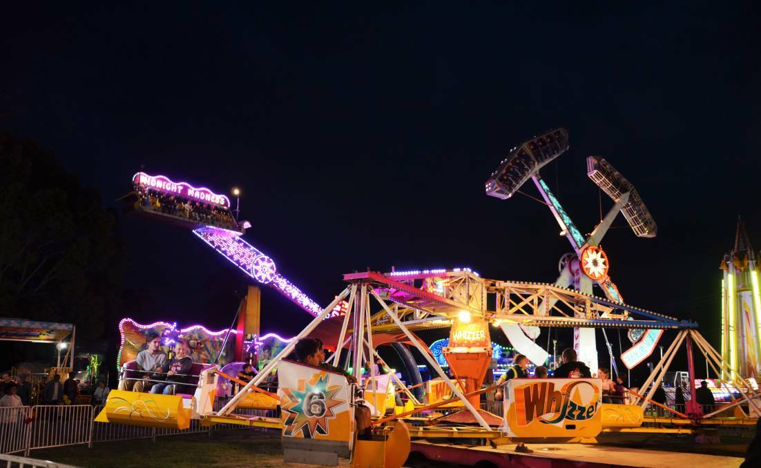 Sideshow Alley at the 2019 Kempsey Show. Photo: Ruby Pascoe