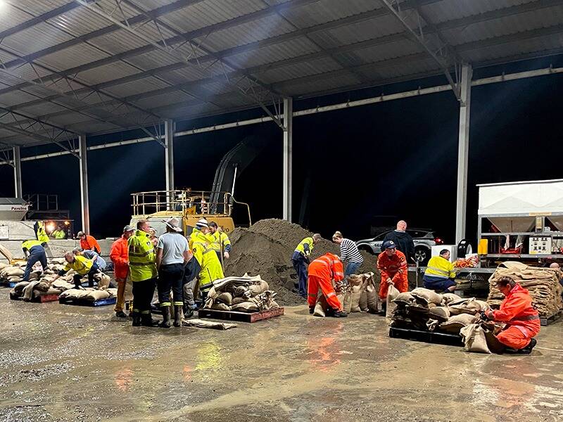 Council staff working alongside emergency services during the March 2021 flood. Photo: Kempsey Shire Council
