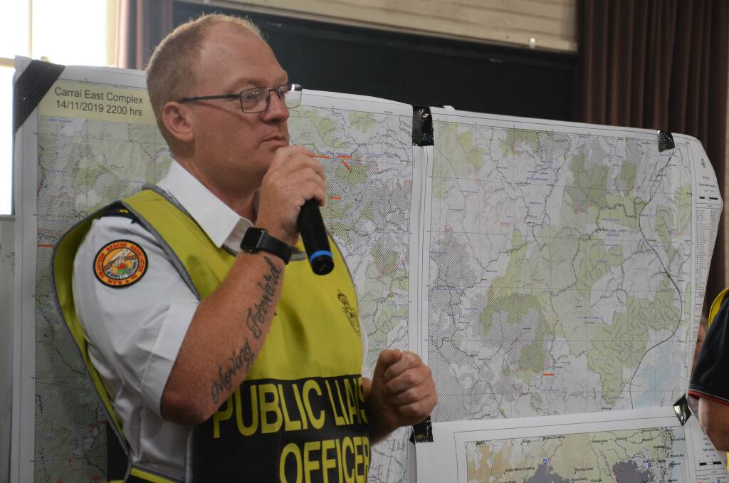 NSW RFS public liaison officer Dave Nicholson addressing the community at the meeting. Photo: Ruby Pascoe 