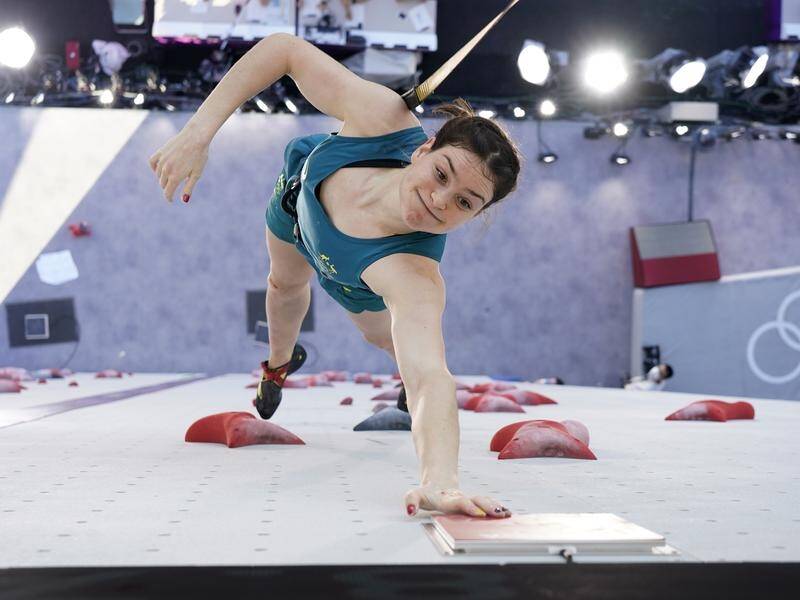 Oceania Mackenzie failed to qualify for the finals of the inaugural Olympic climbing event.