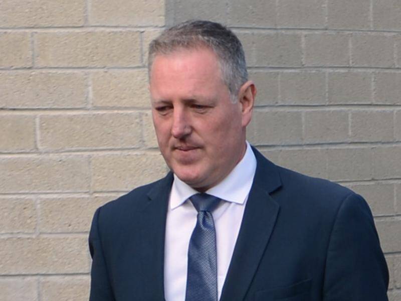 The prosecution of independent MP Troy Bell on theft charges can proceed, Supreme Court judges say.