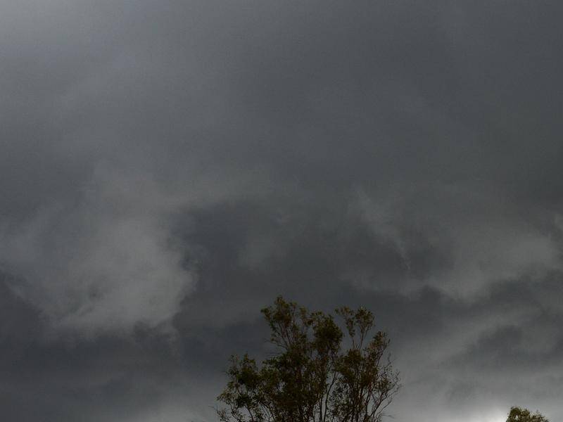 Intense rain has eased in central Queensland but more thunderstorms are possible.