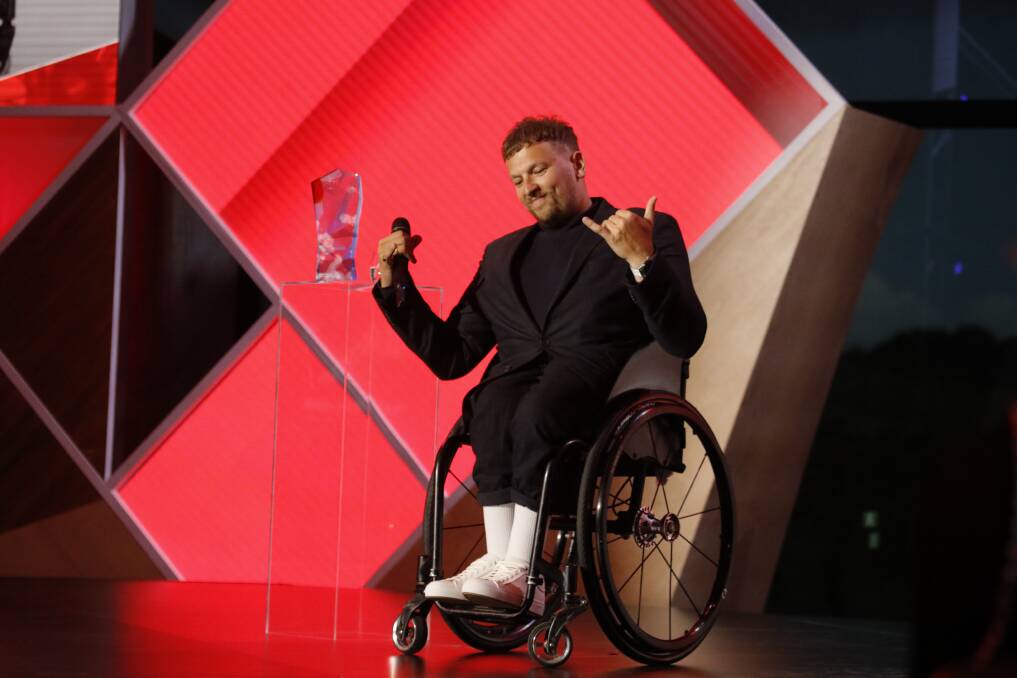 Dylan Alcott accepts his 2022 Australian of the Year Award. Picture: australianoftheyear.org.au