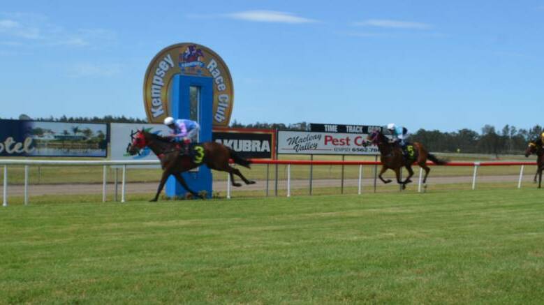 Malleable, formerly trained by Barry Ratcliff, crosses the line first in a race at Kempsey in 2017.