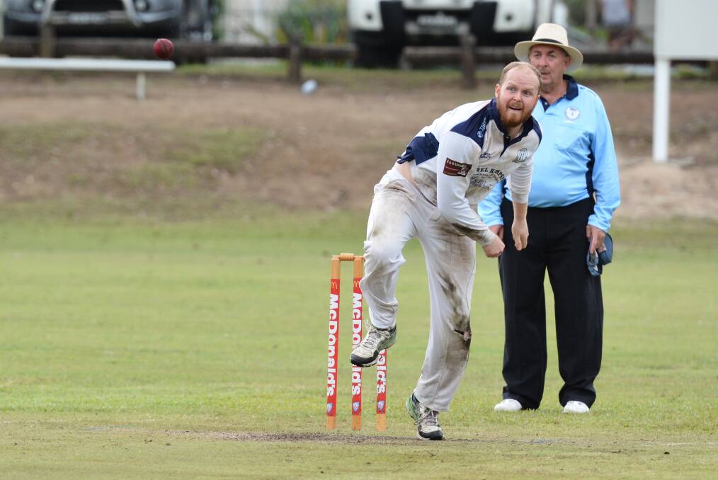 Effort ball: Nulla's Dan Baker sends the ball firing at a Rovers batsman earlier this season. Photo: Penny Tamblyn.