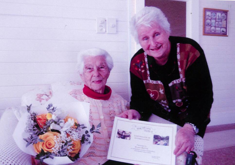 Recognition: 93-year-old Elma Betts received her appreciation certificate. Photo: Supplied.