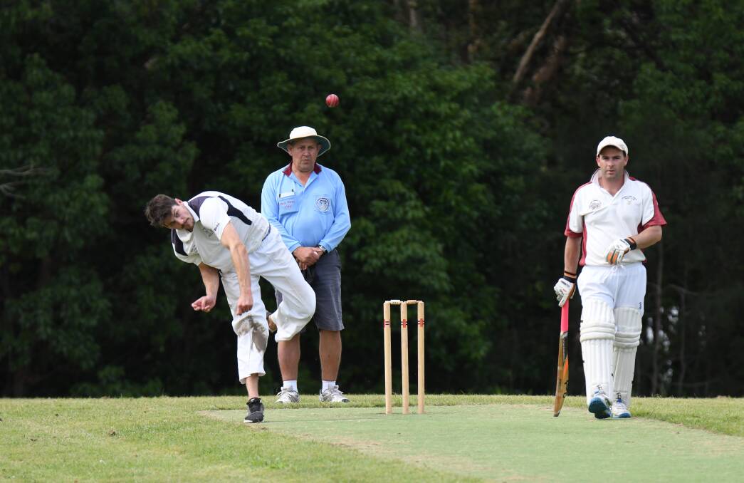 Speed: Andy Lewis sends one down the pitch. Photo: Penny Tamblyn.